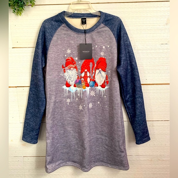 Winter Nightgown with Gnomes by Just Fashion Now. Size XL - Picture 1 of 12